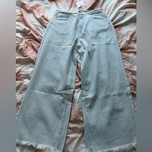 RIHOAS jeans. Tag says 2X but they are actually 6/8. Pics to compare size